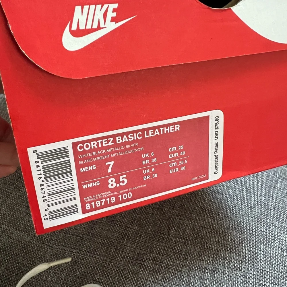 Nike Cortez White and Black Sneakers - Picture 7 of 9